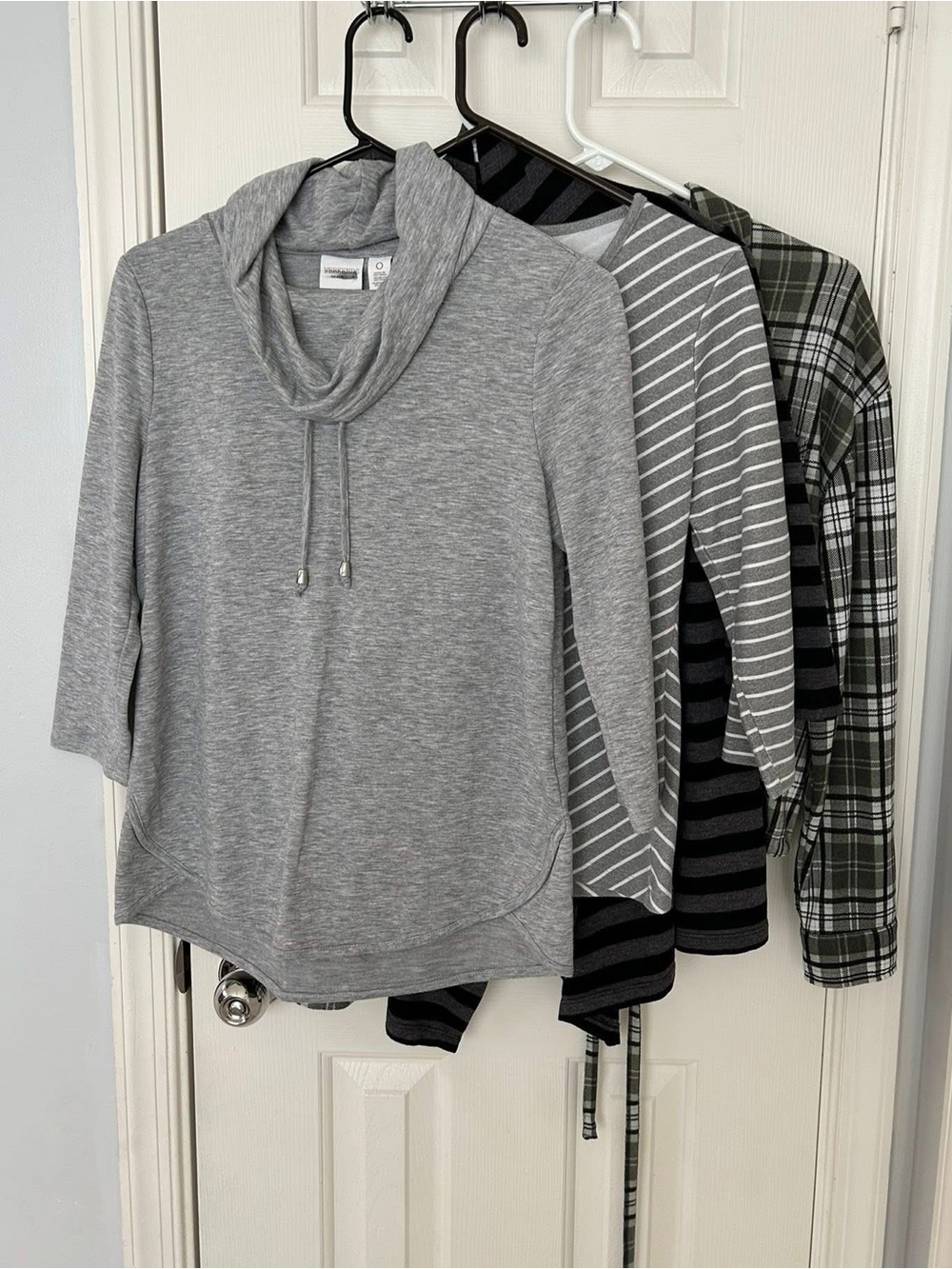 Set of 4 Fall, Spring Tops | Liz Claiborne, Ann Taylor, Loft